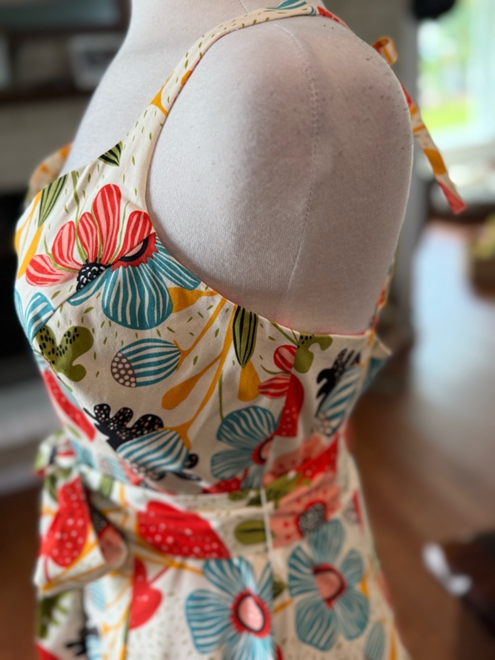 💐 Collectif Floral Tie-Waist Midi Dress Retro Picnic - Picture 8 of 17